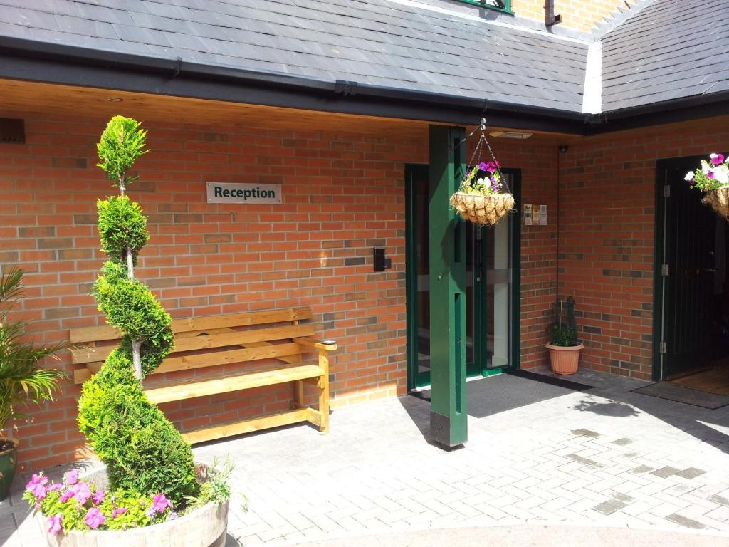 Deangate Motel Lydney Eksteriør bilde